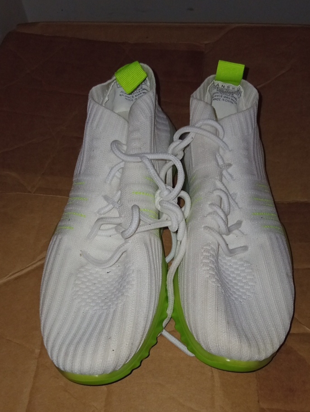 Danskin Womens White Knit Athletic Sneakers with Neon Green Accents